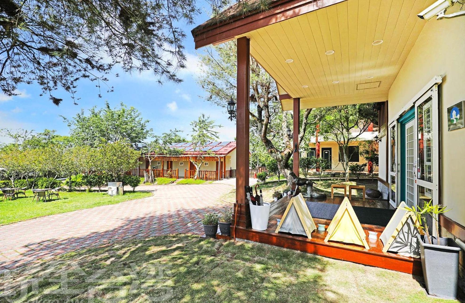 Апартаменты 清境 百里莊園 Baili Manor Cing Jing Ренай Экстерьер фото