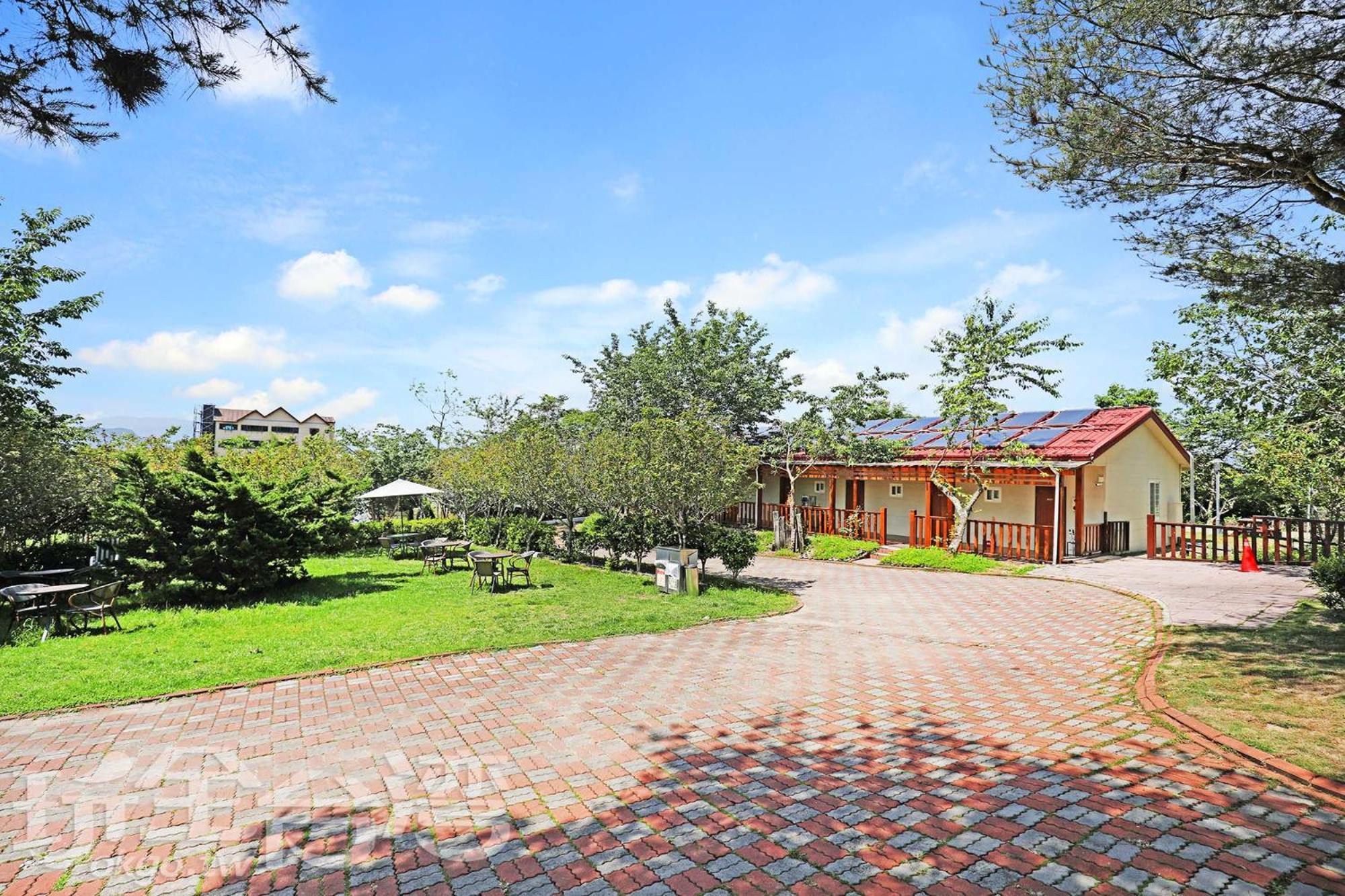 Апартаменты 清境 百里莊園 Baili Manor Cing Jing Ренай Экстерьер фото